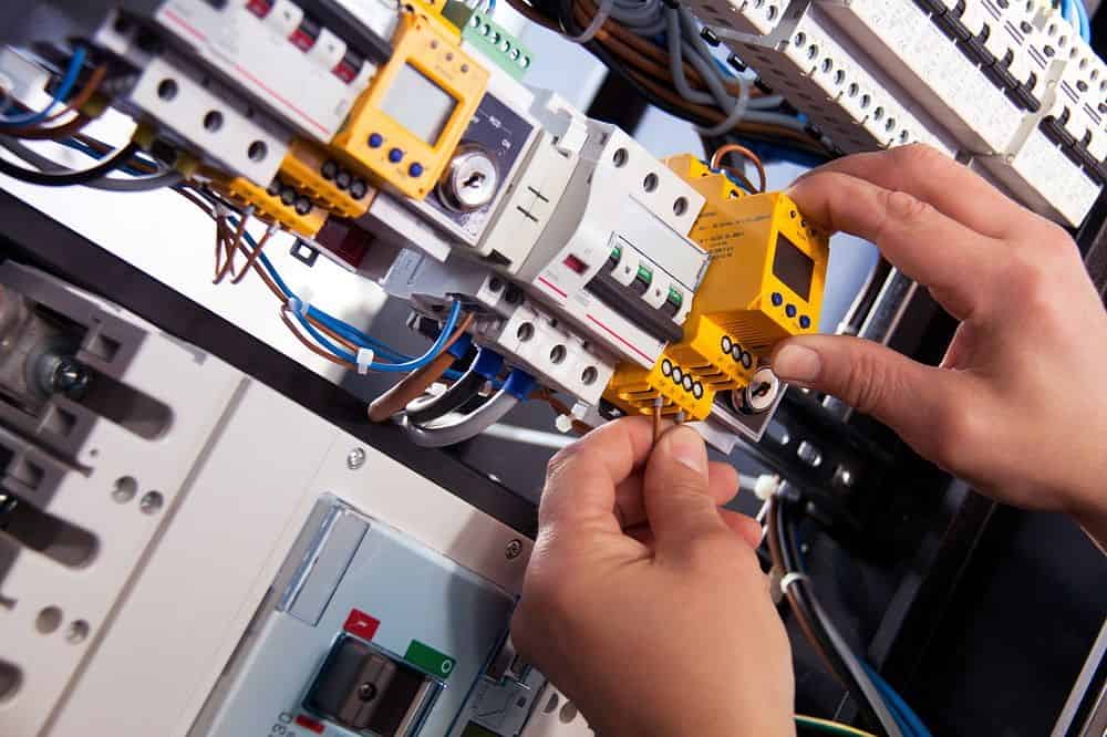 Service & Repairs image