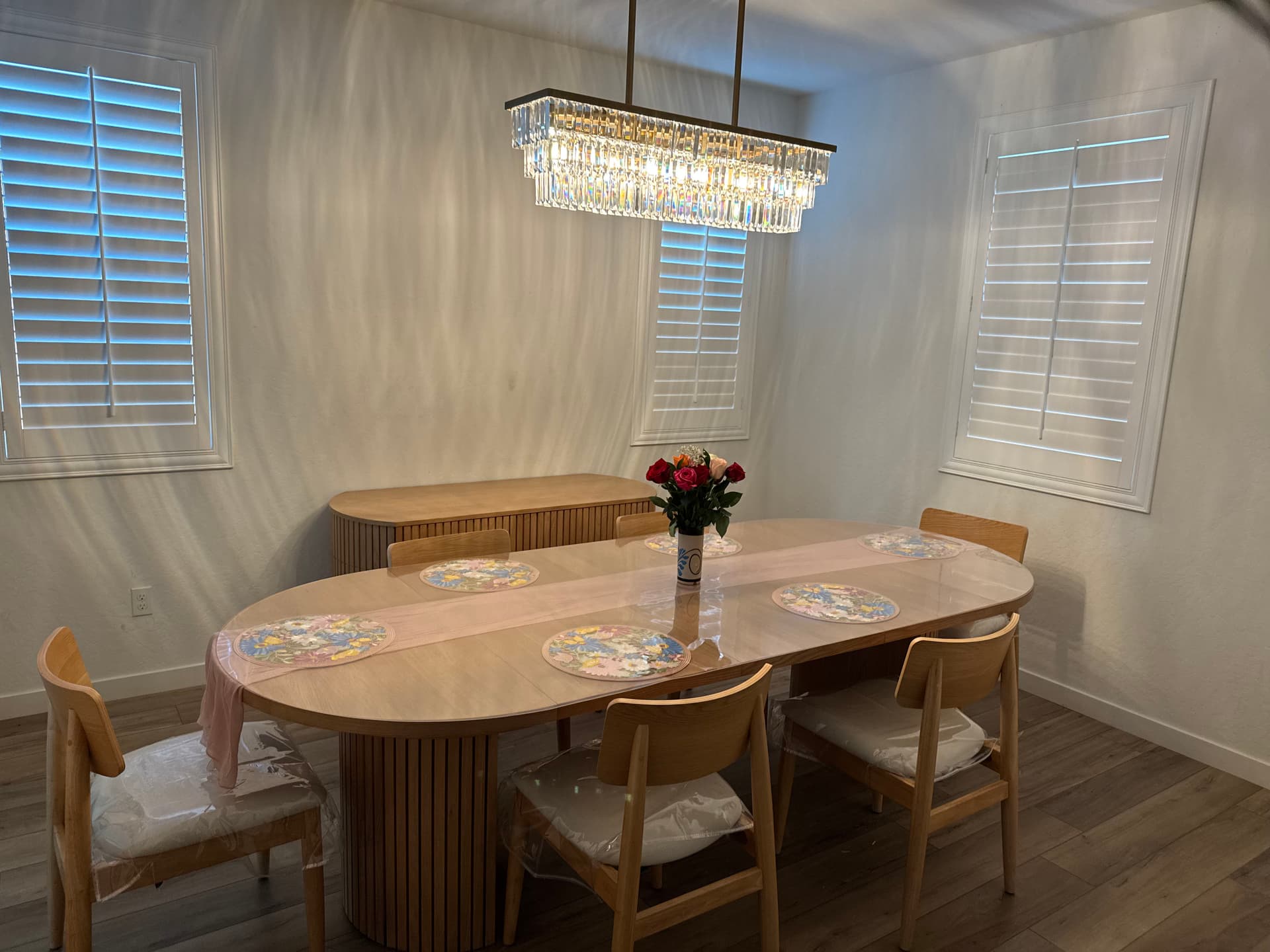 Gallery photos for Elegant Dining Room Chandelier Installation in Los Banos: Image #2