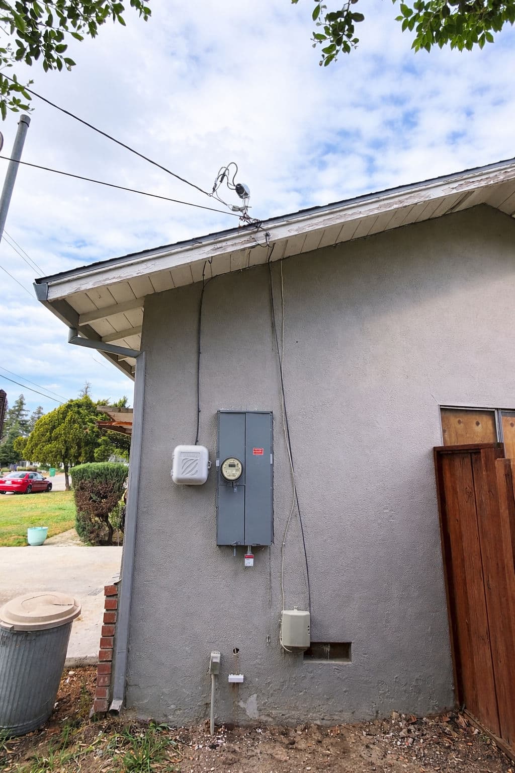 Gallery photos for Boosting Electrical Capacity in Merced CA: Image #2