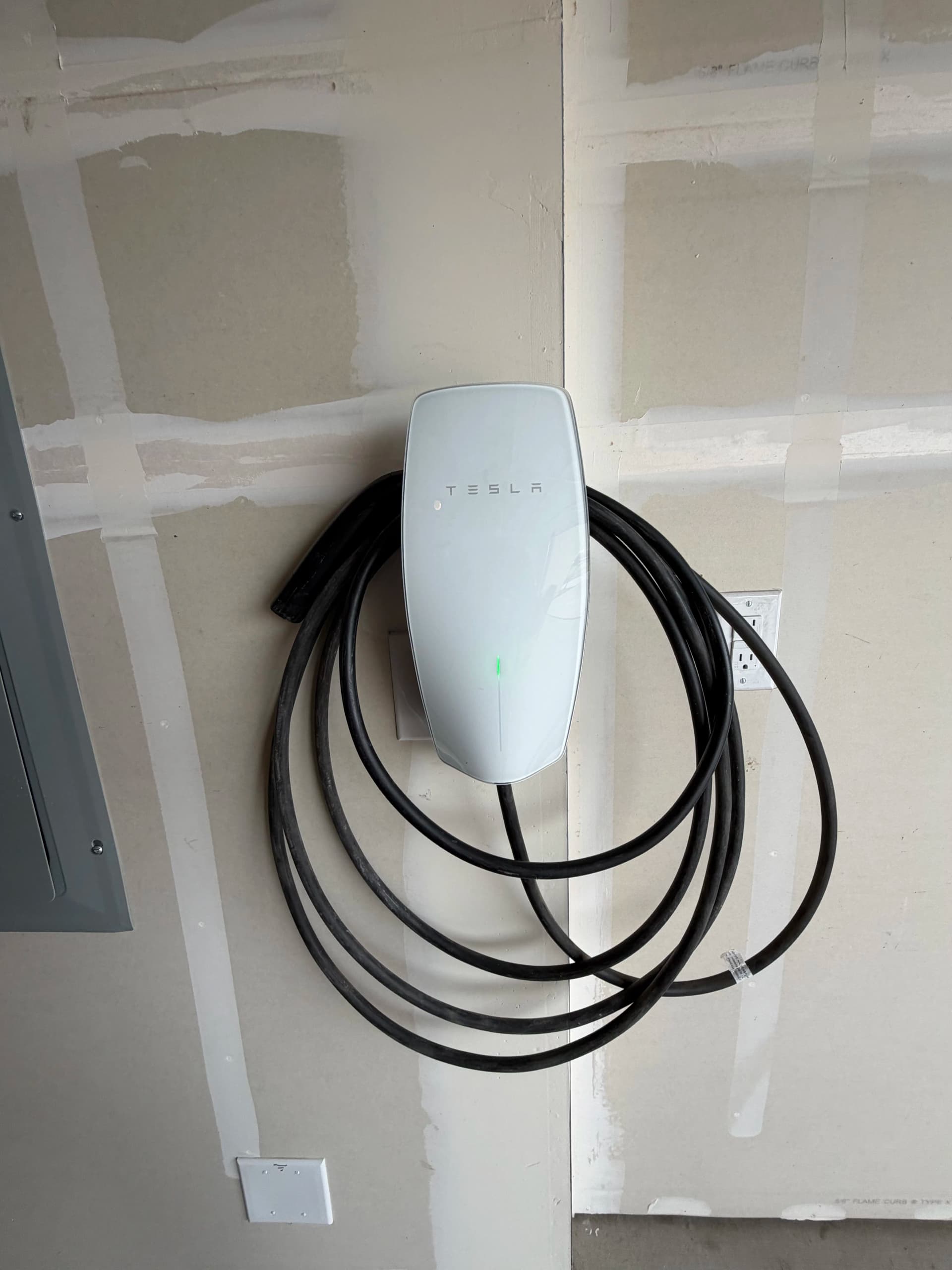 Gallery photos for Tesla Home EV Charger Installation in Los Banos: Image #1