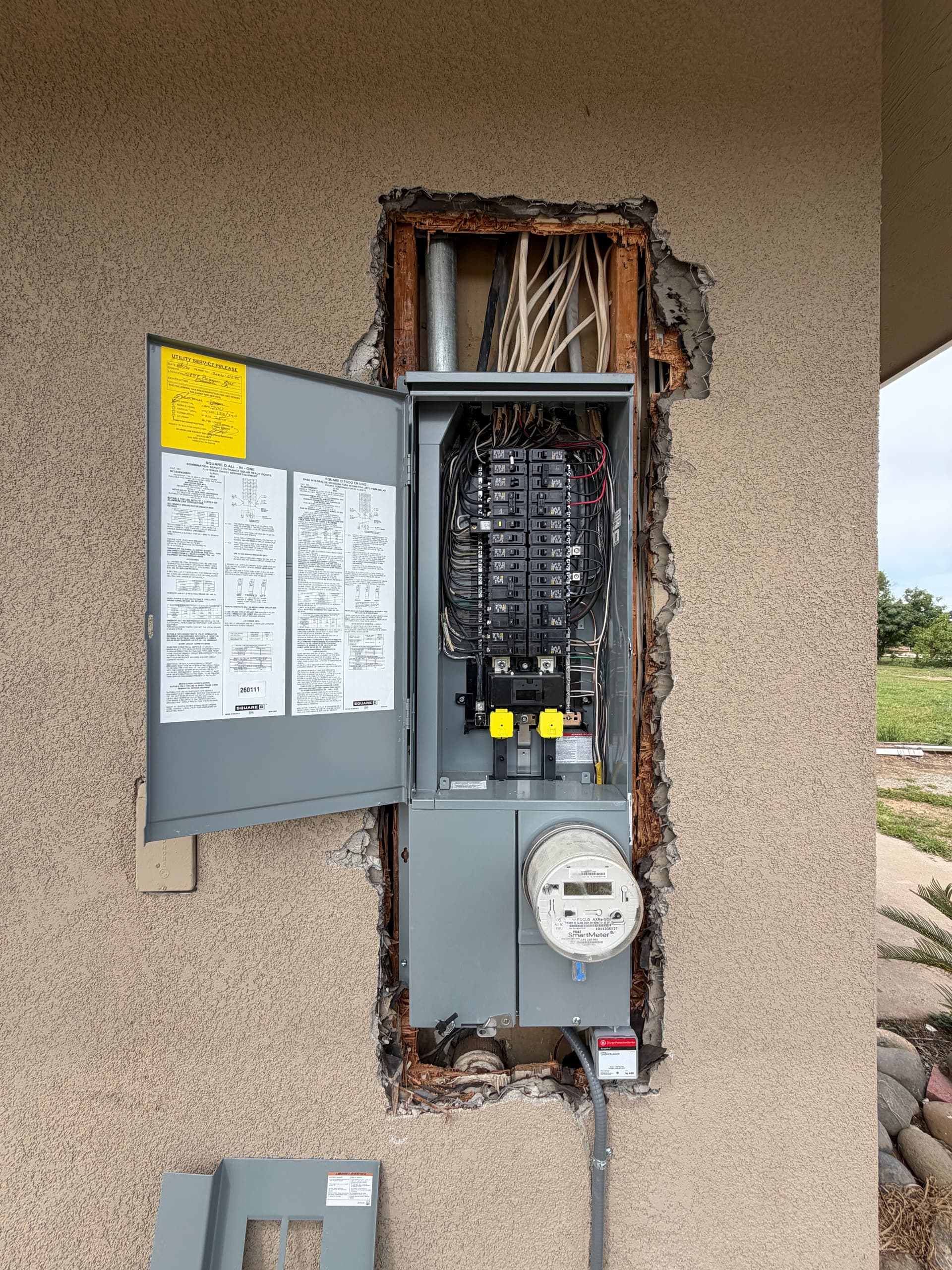 Gallery photos for 200 Amp Panel Upgrade and Whole Home Surge Protection in Oakdale CA: Image #1