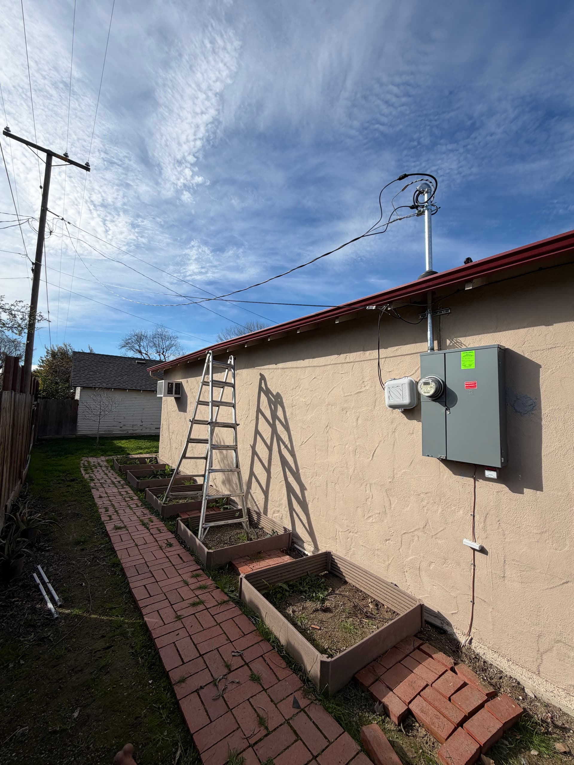 Boosting Power Efficiency with a 200 Amp Panel Upgrade in Los Banos image