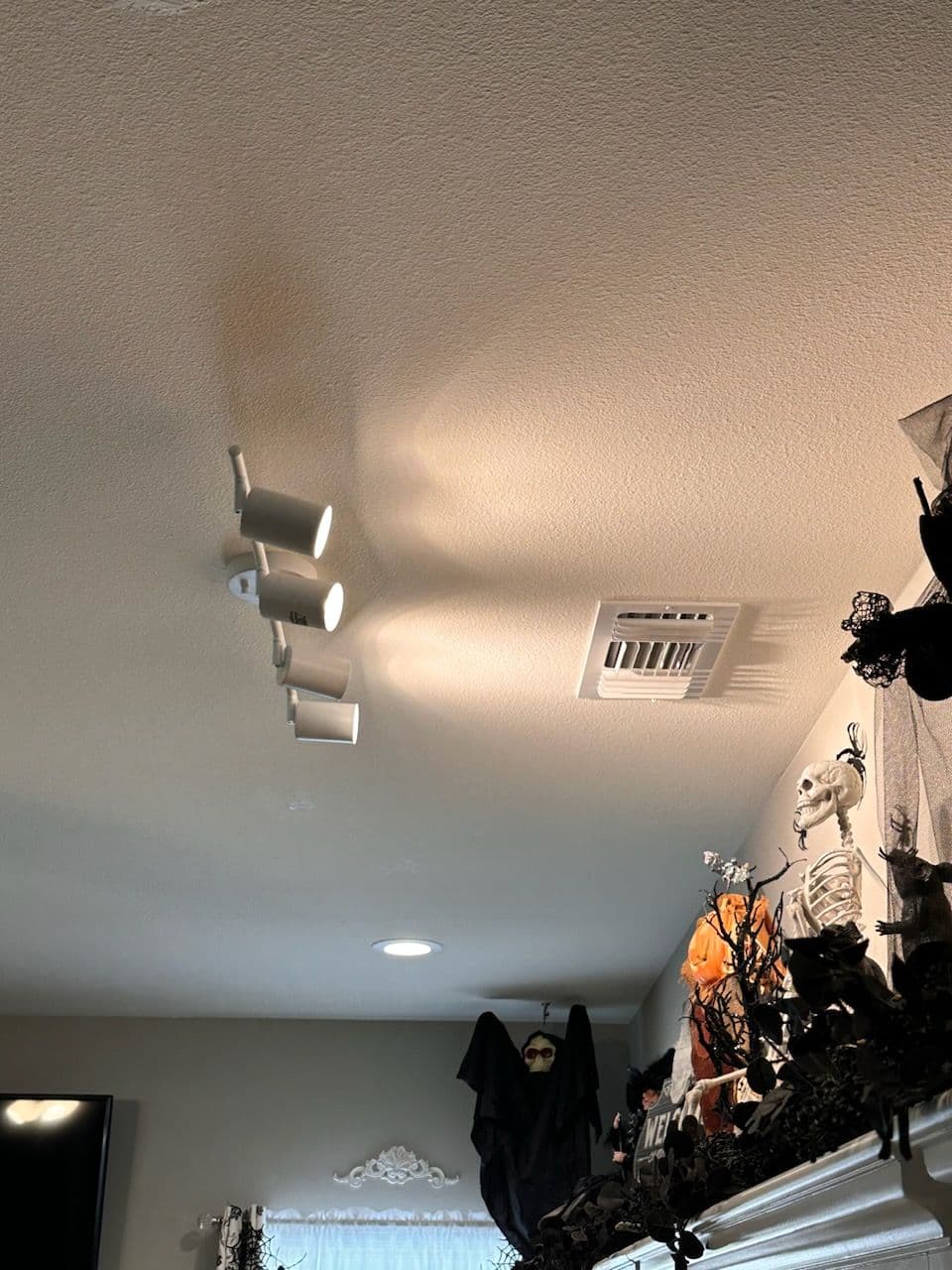 Gallery photos for New Lighting Installation in Los Banos: Image #1