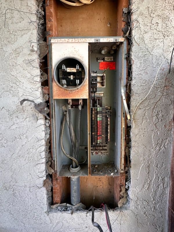 Gallery photos for Enhanced Electrical Panel Safety for Your Home: Image #1