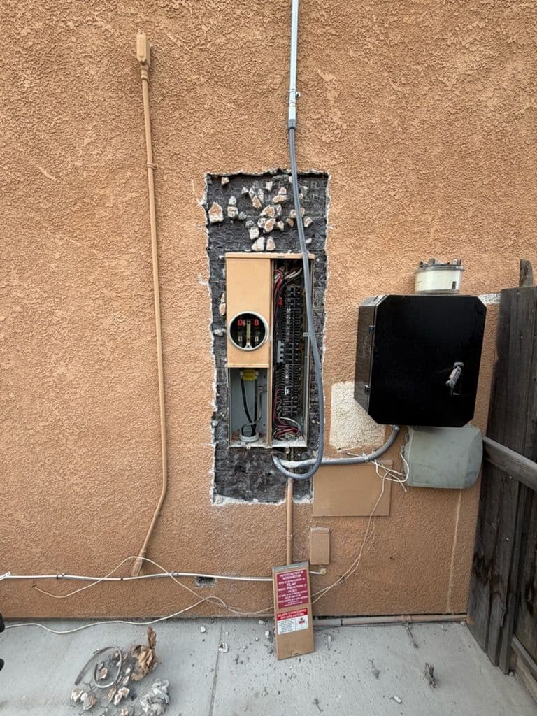 Gallery photos for Safe Electrical Panel Upgrade in Los Banos: Image #1
